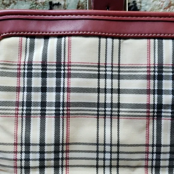 LIZ CLAIBORNE Shoulder Organizer Pockets Bag Red / Plaid Faux Leather - Picture 8 of 12